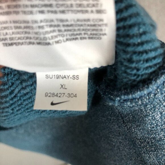 Nike Heritage Crew Sweat Size XL Sail Night Shade  Embroidered Swoosh Essentials - Picture 6 of 8